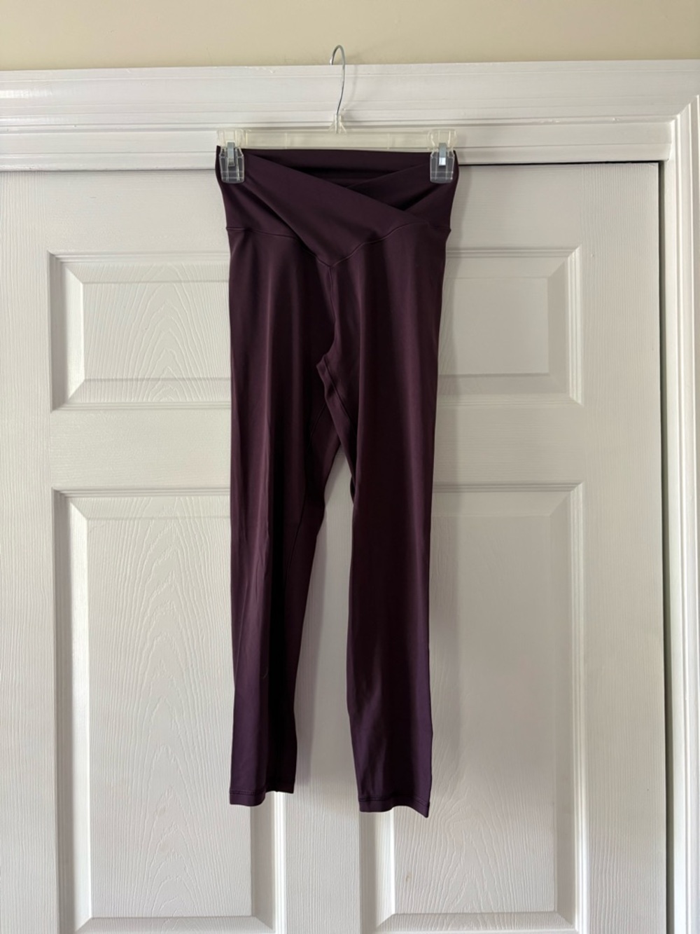 aerie Plum High-Waist V-Cross Leggings